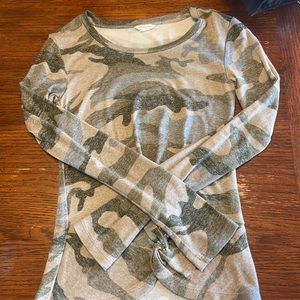 Aeropostale camp long sleeve tee w/ knot